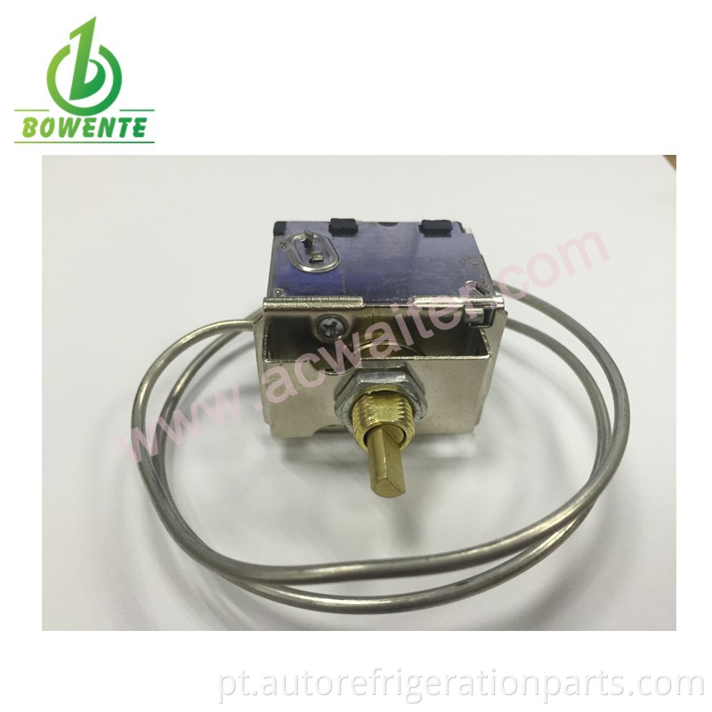 Thermostat for air conditioner